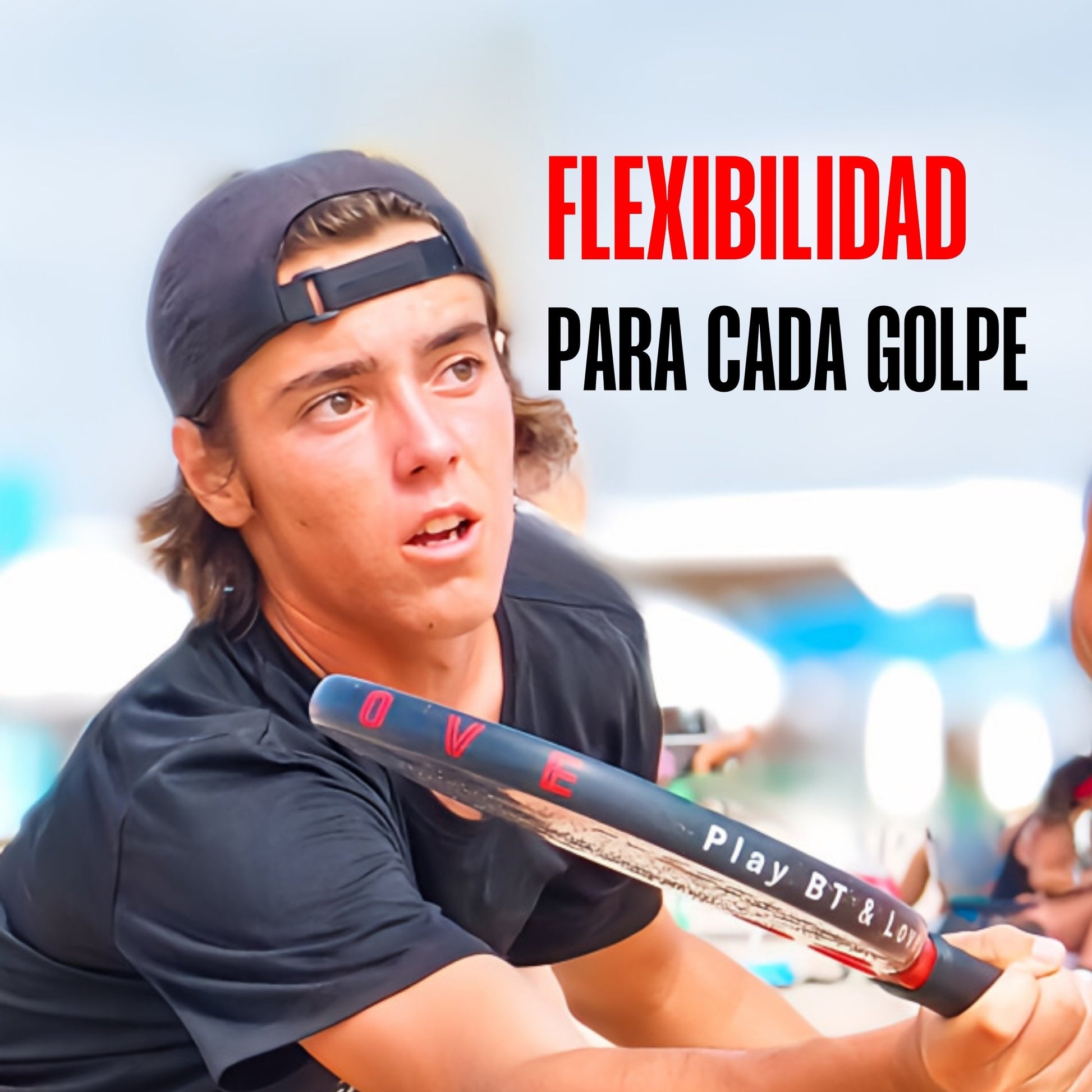  Jugador en pista con raquetas VIRUS LOVE